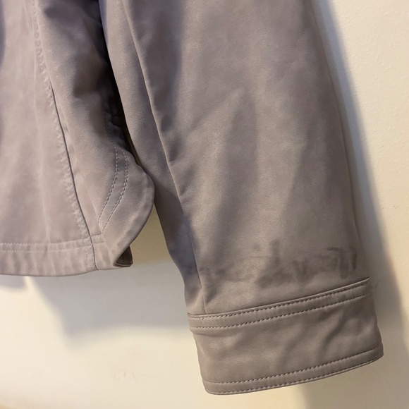 Sam Edelman Faux Leather Collared Snap Button Shirt Jacket Light Grey Womens XL - Picture 5 of 6